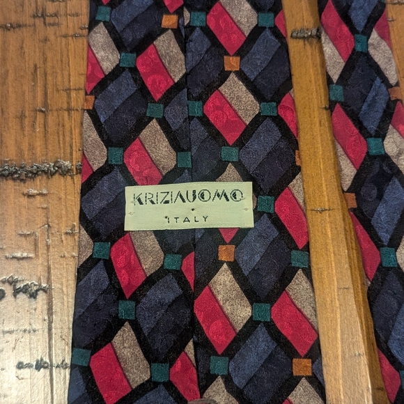 Krizia 100% Silk Patterned Geometric Tie - Picture 9 of 11
